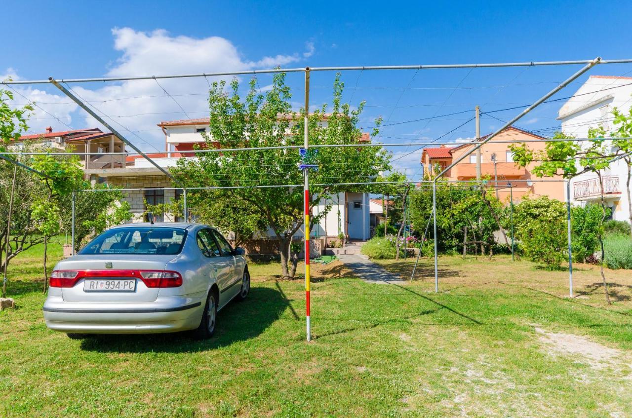 Apartments Anica F Lopar Extérieur photo