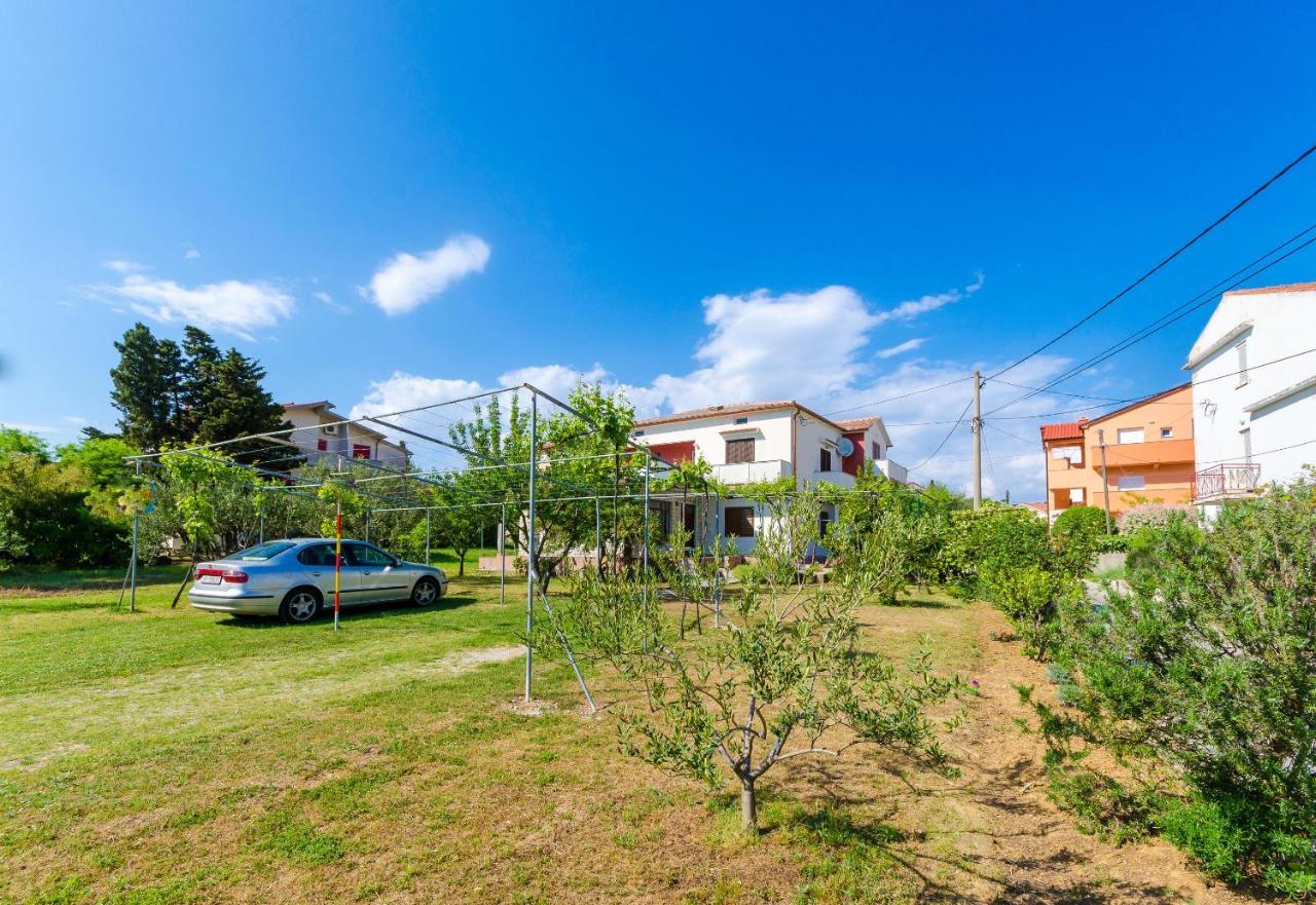 Apartments Anica F Lopar Extérieur photo