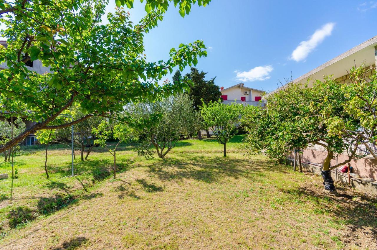 Apartments Anica F Lopar Extérieur photo